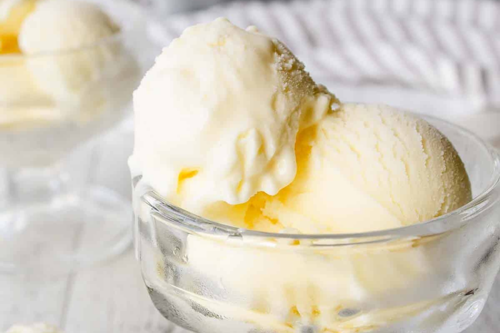 2 cup of vanilla mascarpone ice cream as a bbq desserts