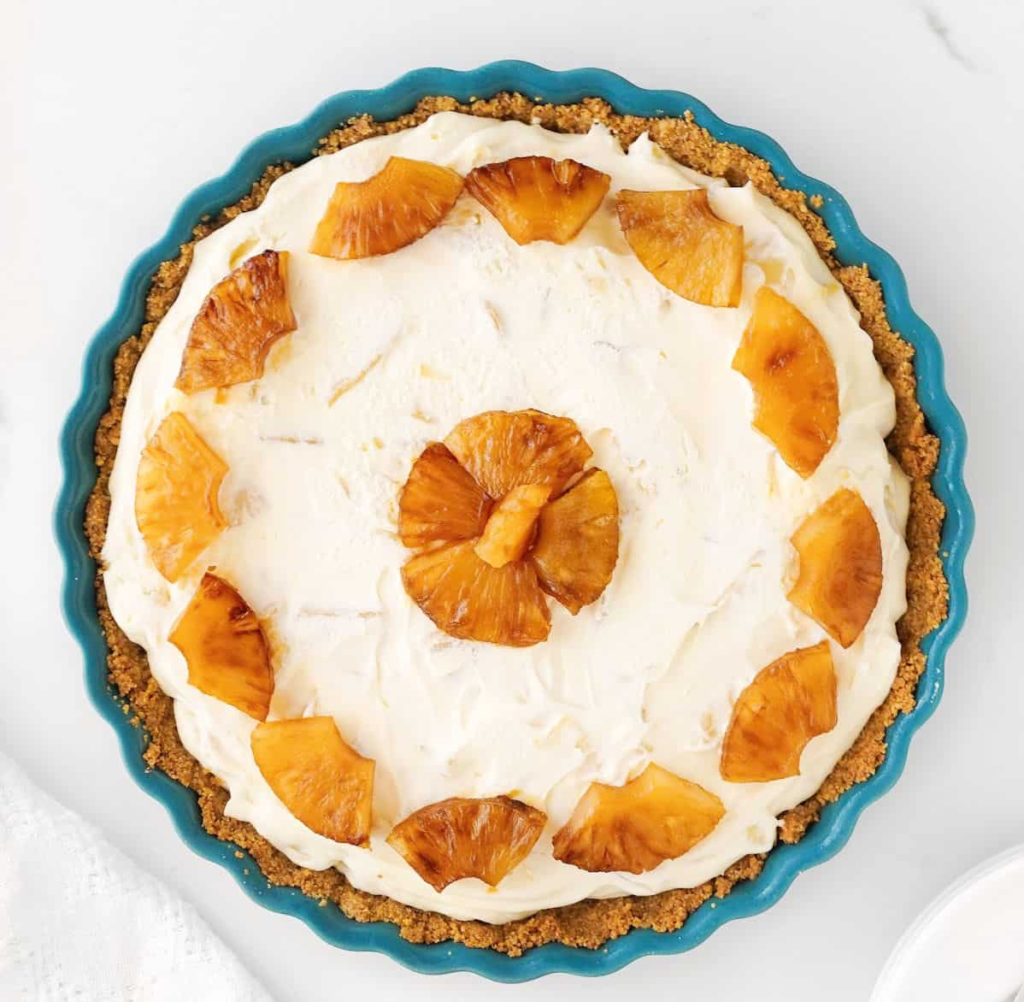 no-bake pineapple pie dessert with heavy cream